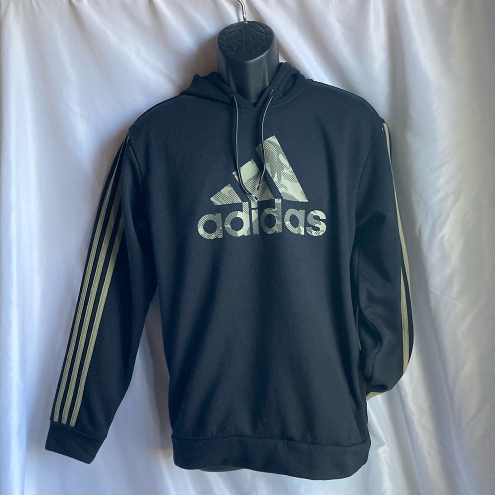Adidas Black Fleece Hoodie with Green Camo Accents Size Men Medium